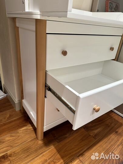Комод + кроватка с матрасом