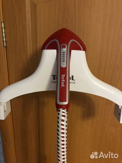Отпариватель для одежды Tefal