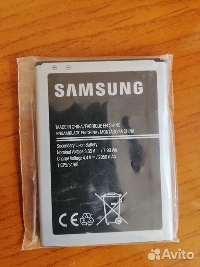 Телефон Samsung j1