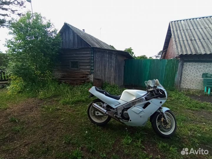 Продам легендарный yamaha FZR1000
