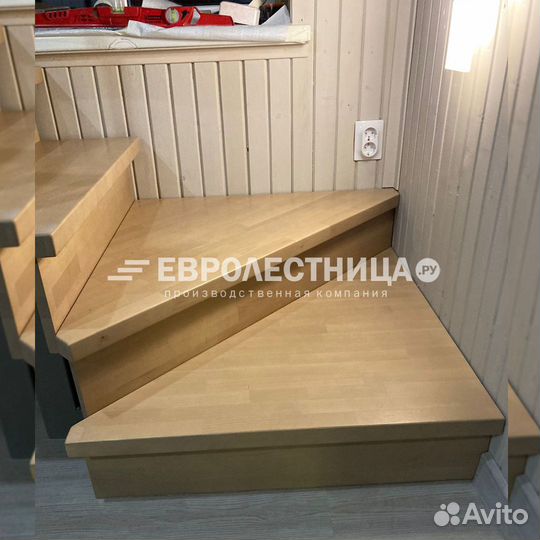 Лестница на двух косоурах