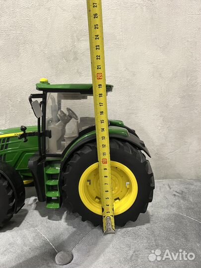 Трактор john deere