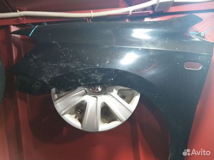 Крыло от volkswagen polo