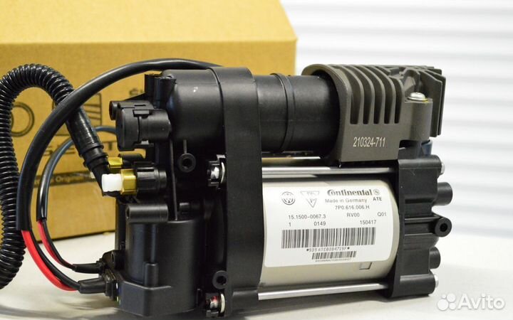 Компрессор пневмоподвески VW Touareg 2 7P NF