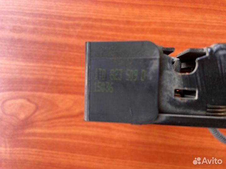 Замок капота Vw Touran minivan BSE 2006