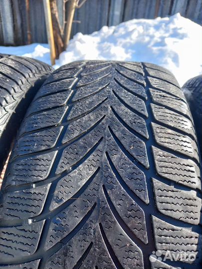 Goodyear Ultra Grip Ice Arctic 2 225/55 R17