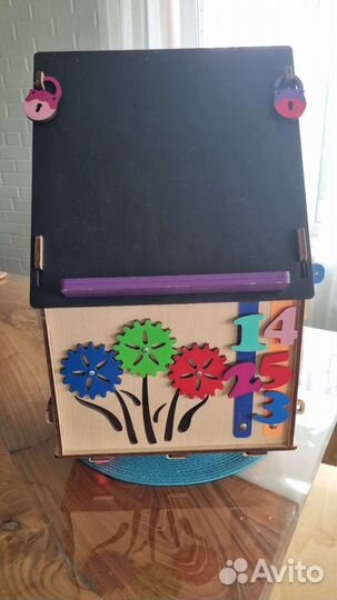 Бизиборд домик