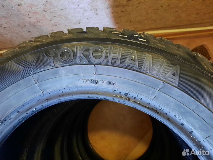 Yokohama IceGuard Stud IG65 225/60 R17
