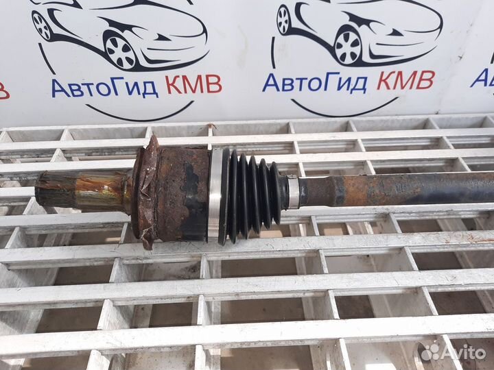 Привод задний правый Mercedes-Benz Vito