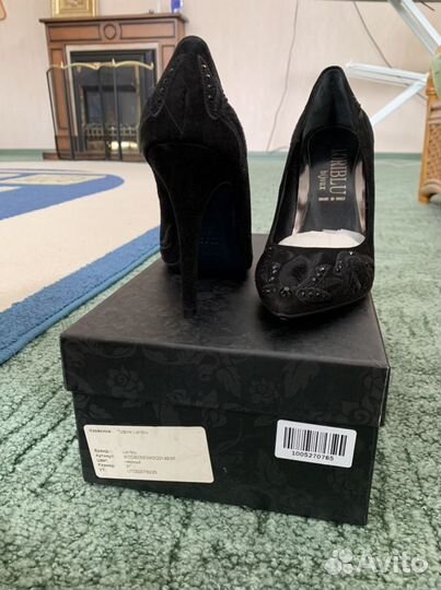 Черные женские туфли 37 размера