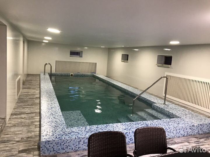 Баня с большим бассейном