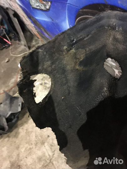 Шумоизоляция туннеля АКПП Mercedes-Benz W220