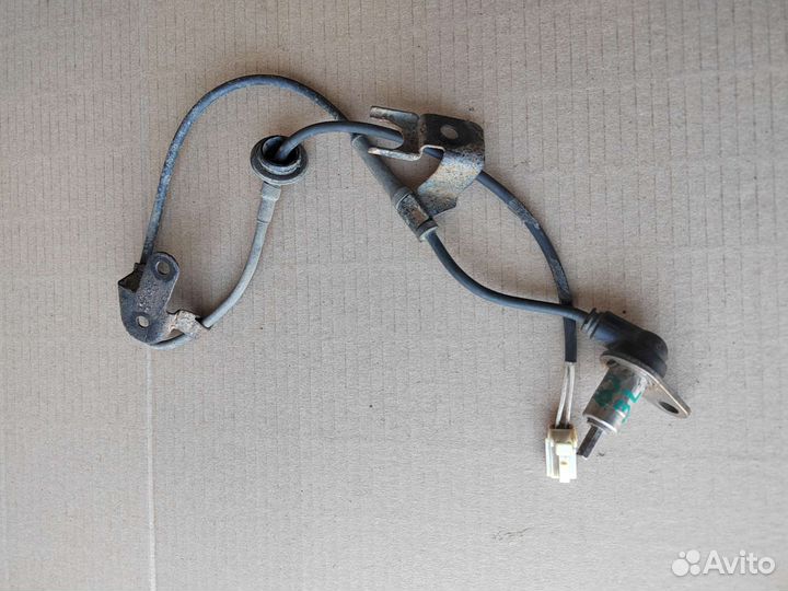 Датчик ABS задний Mazda 323 BJ /Familia /Protege