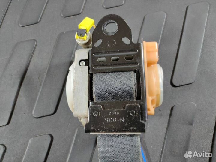 Ремень безопасности передний правый Infiniti FX