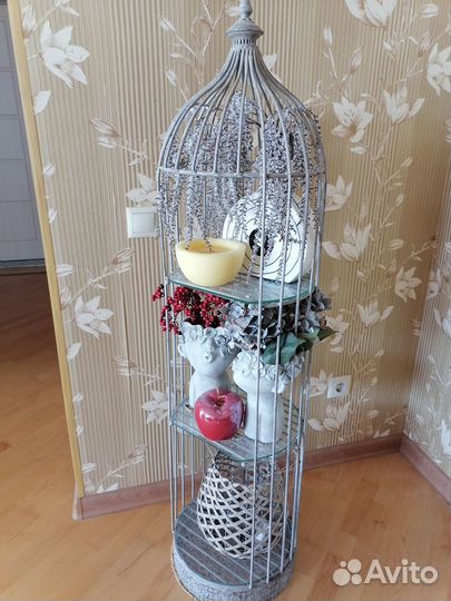 Консоль интерьерная