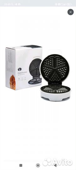 Вафельница новая