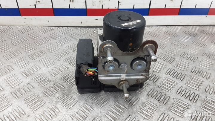 Блок управления тормозами/насос ABS Audi Q7