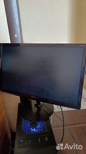 Монитор philips