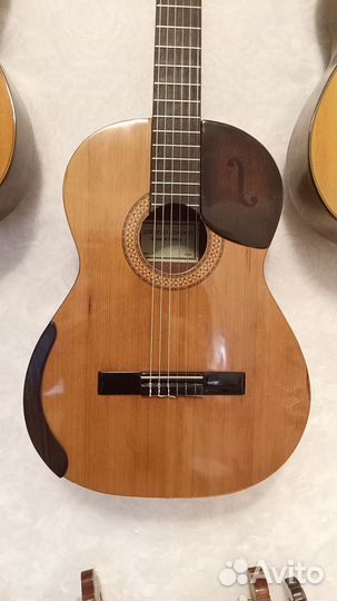 Классическая гитара, Массив Кедра, Испания