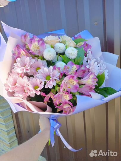 Доставка цветов и букетов, гелиевые шары