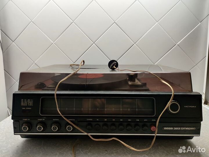 Виниловый проигрыватель Вега 323 стерео
