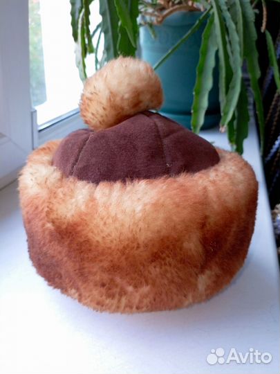 Шапка зимняя меховая женская