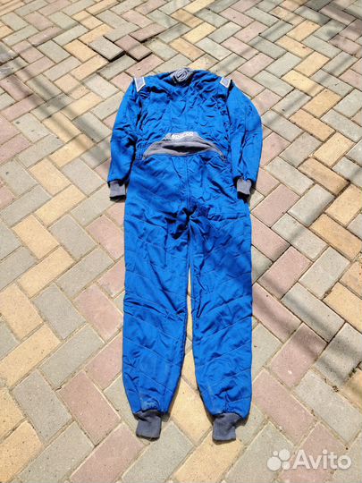 Костюм гонщика