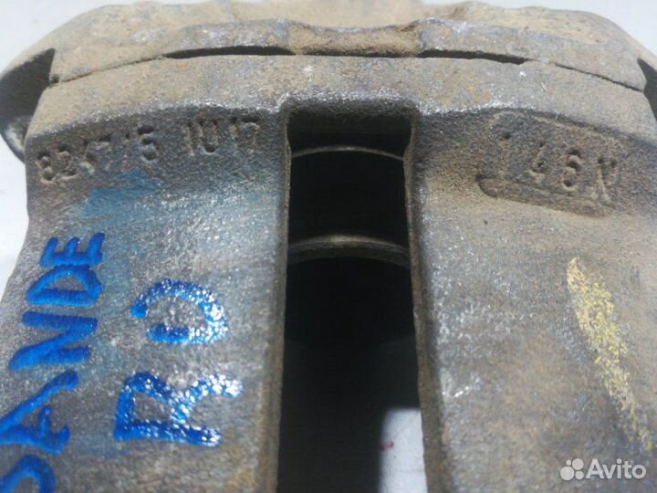 Суппорт передний правый Renault Sandero 1 BS