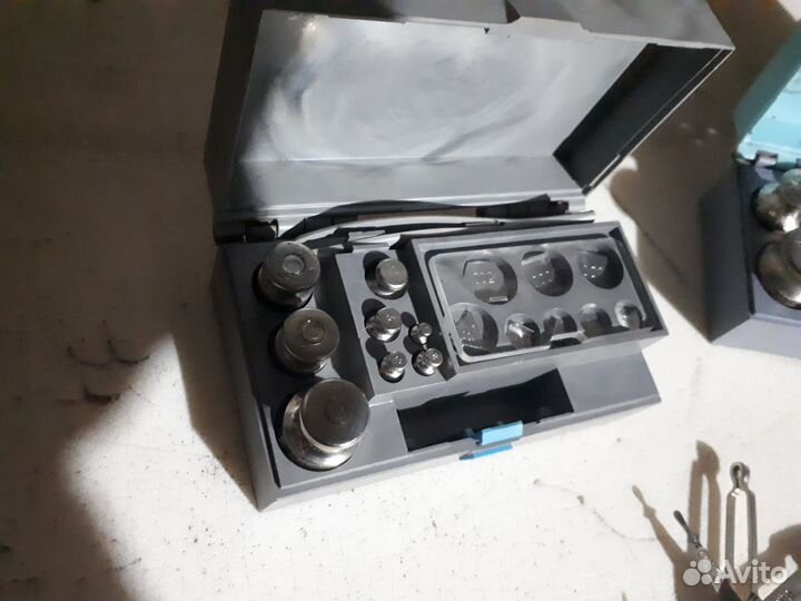 Набор гирь для точных измерений