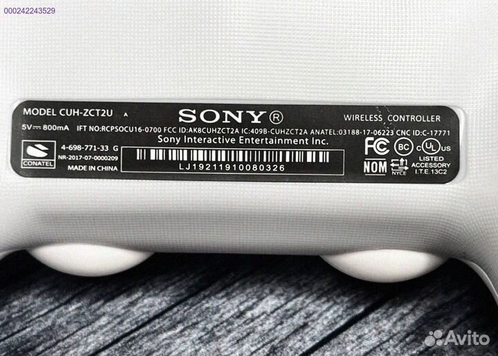 Геймпад DualShock 4