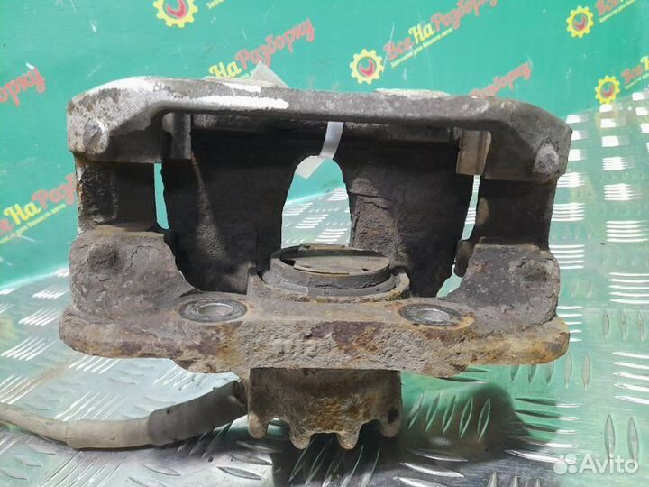 Суппорт передний правый передний правый Peugeot