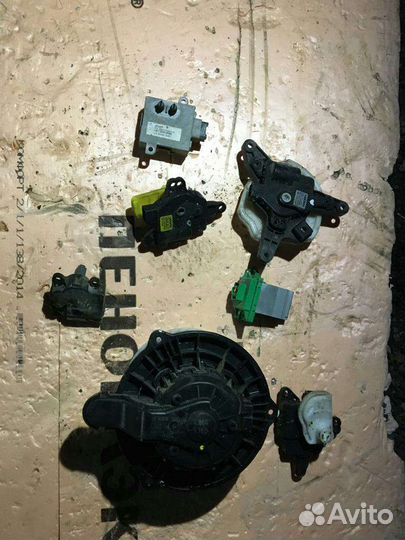 Моторчик печи kia sportage 3