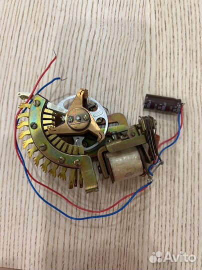 Шаговый искатель