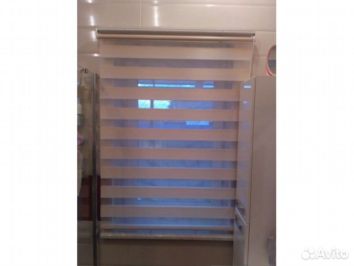 Рулонные шторы день ночь зебра B437