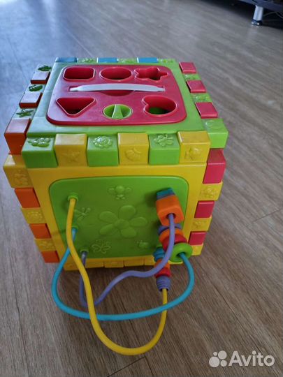 Развивающий бизикуб