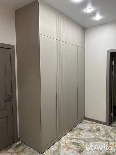 Шкаф под закакз с фрезеровкой