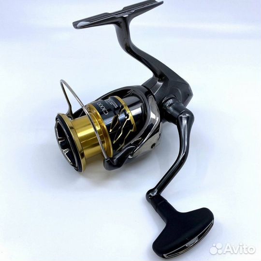 Катушка shimano 20 twin power C3000