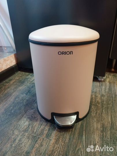 Мусорное ведро