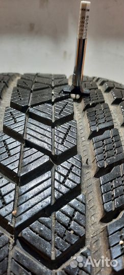 Pirelli Scorpion Winter 275/40 R22 108V