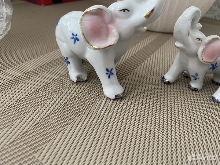 Фарфоровые статуэтки слоники