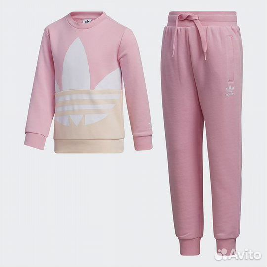 Спортивный костюм adidas