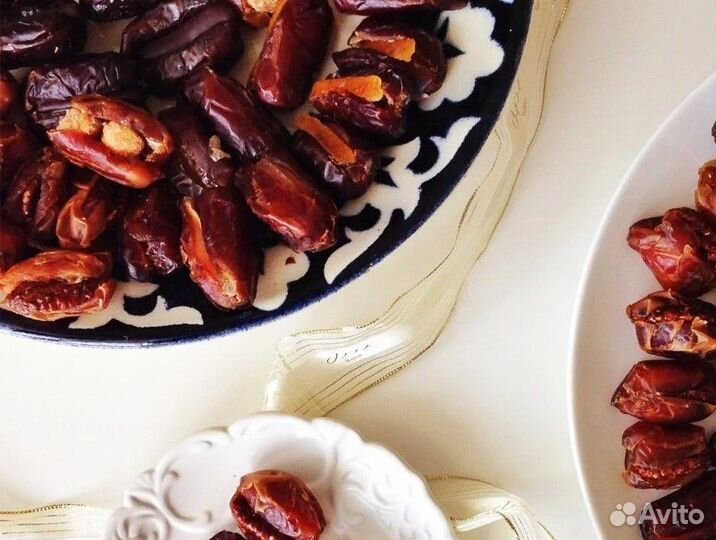 Финики Иран (араб)