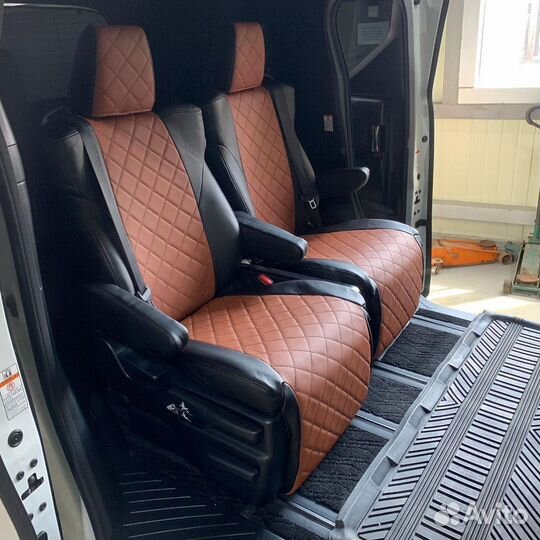 Чехлы на Alphard