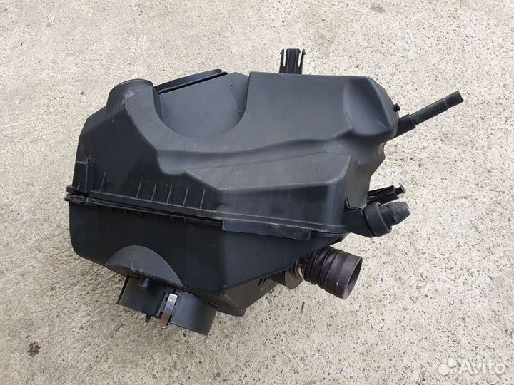 Корпус воздушного фильтра для Audi A6 C6