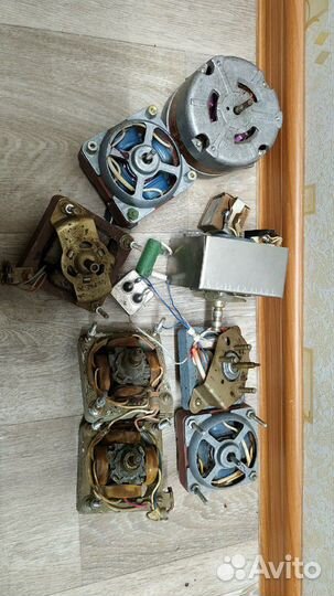 Двигатели от электрофонов, магнитофонов, шаговые