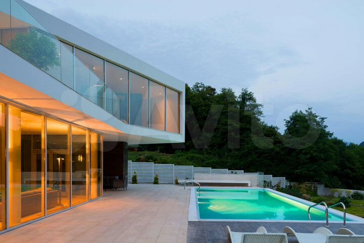 Дом 380 м² на участке 23 сот.