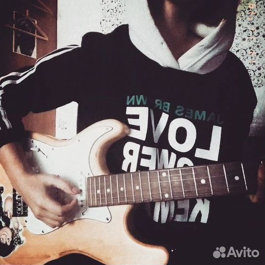 Электрогитара