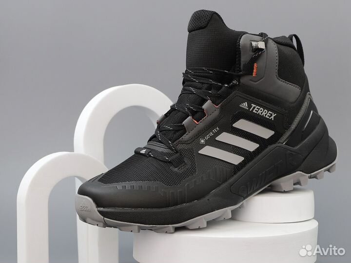 Кроссовки adidas terrex swift r3 mid