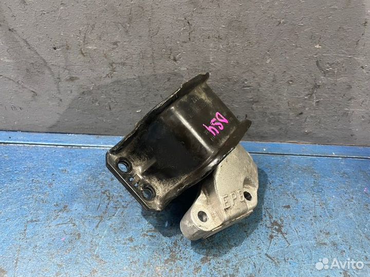 Подушка двигателя правая Citroen C4 B7