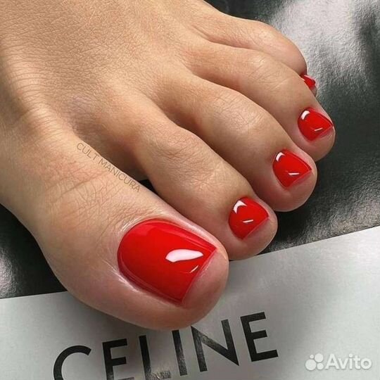 Покрытие ногтей на руках гель-лаком